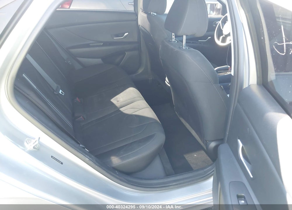2021 HYUNDAI ELANTRA SEL VIN: 5NPLM4AG7MH038080