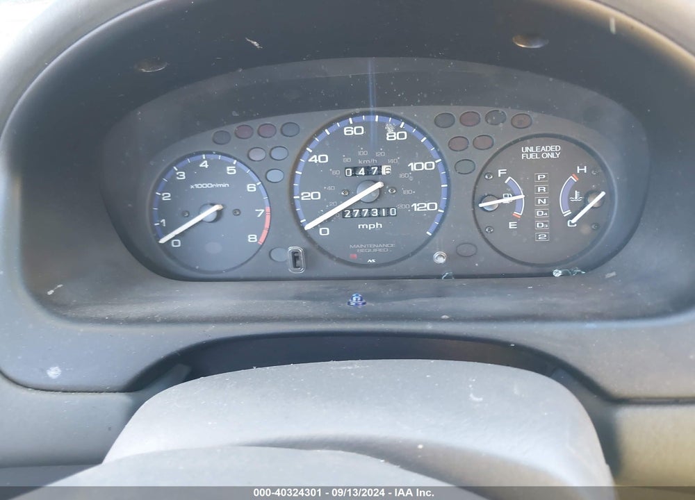 1998 HONDA CIVIC LX VIN: 2HGEJ6673WH553662