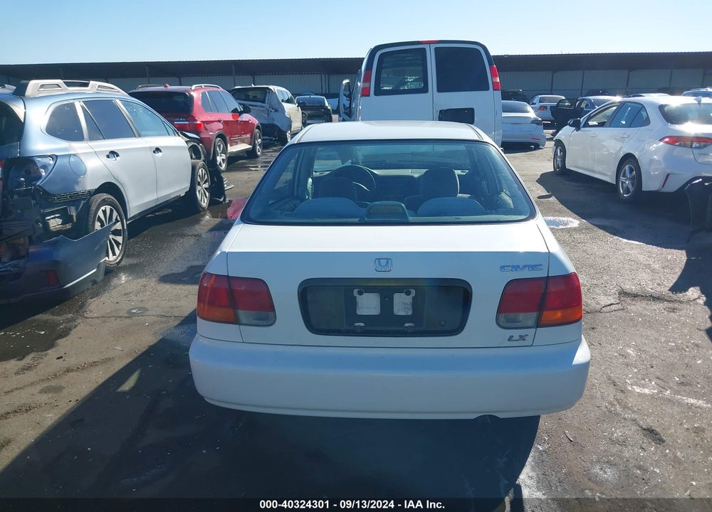 1998 HONDA CIVIC LX VIN: 2HGEJ6673WH553662