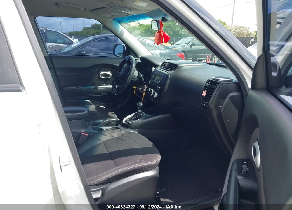2016 KIA SOUL VIN: KNDJN2A28G7361799