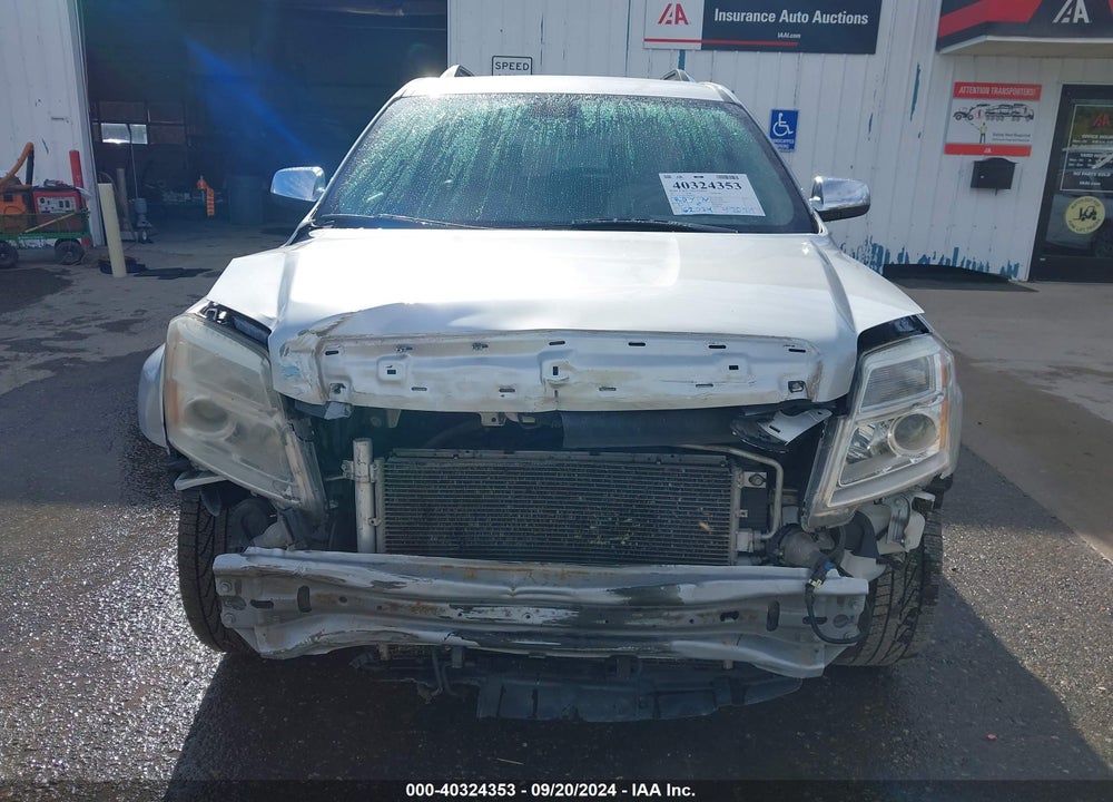 2011 GMC TERRAIN SLT-2 VIN: 2CTFLXE53B6398902