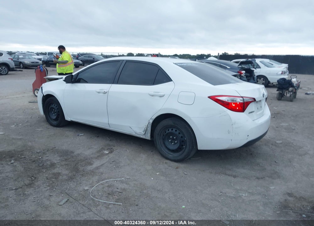 2015 TOYOTA COROLLA LE VIN: 5YFBURHE9FP244262