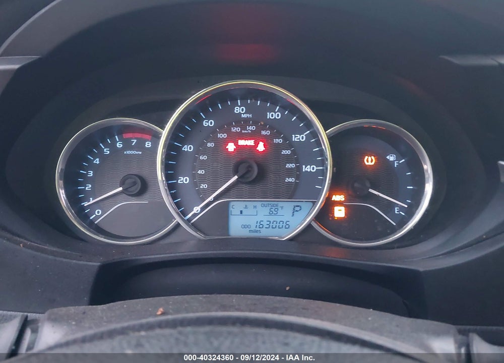 2015 TOYOTA COROLLA LE VIN: 5YFBURHE9FP244262
