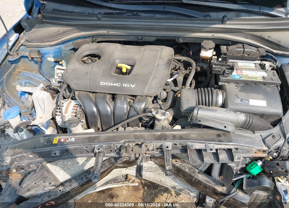 2017 HYUNDAI ELANTRA VIN: KMHD84LF3HU268364
