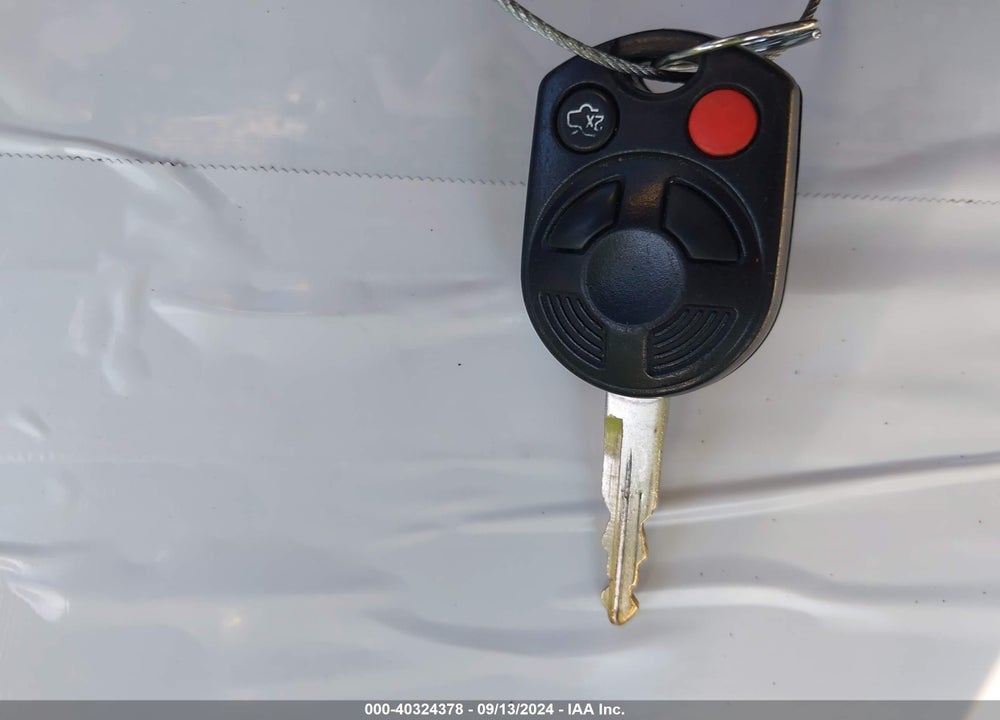 2010 FORD FUSION SE VIN: 3FAHP0HA1AR255288