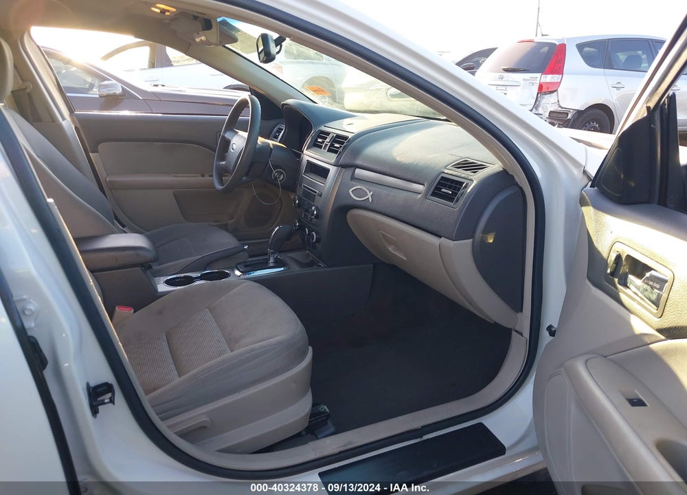 2010 FORD FUSION SE VIN: 3FAHP0HA1AR255288