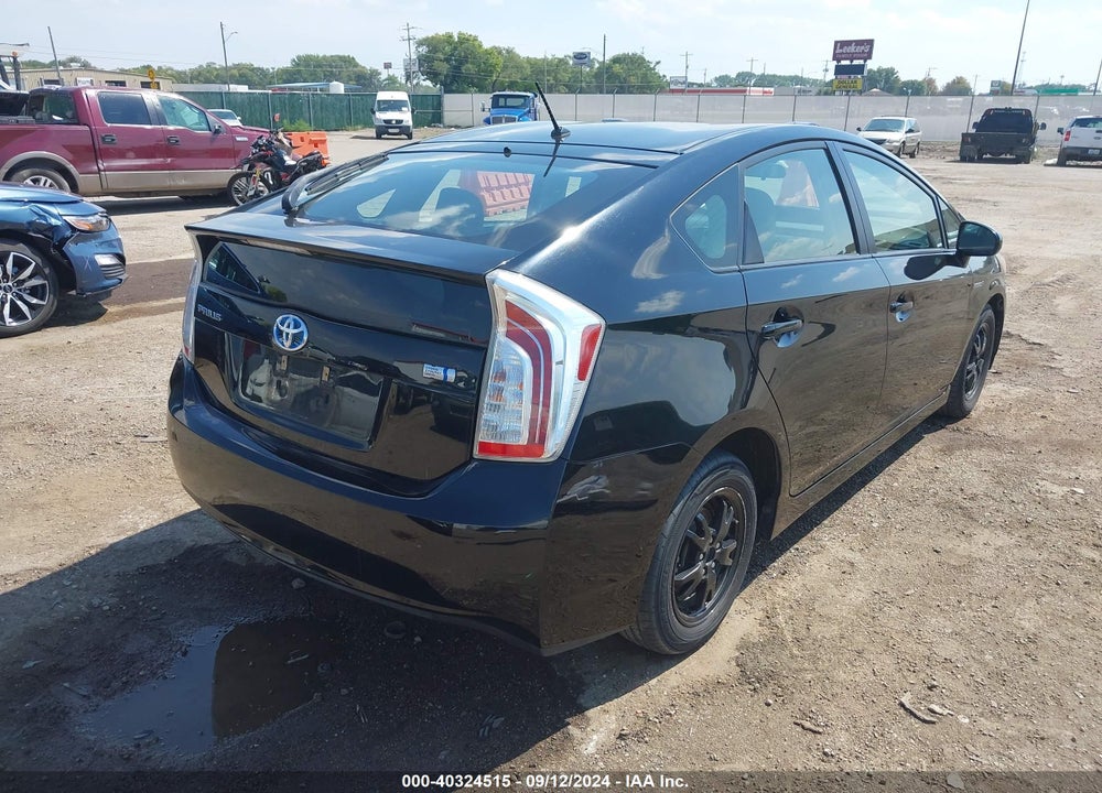 2014 TOYOTA PRIUS TWO VIN: JTDKN3DU5E1776554
