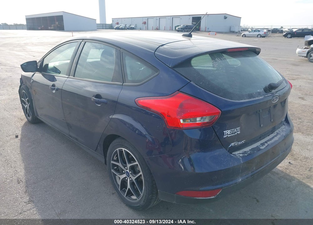 2017 FORD FOCUS SEL VIN: 1FADP3M24HL314082