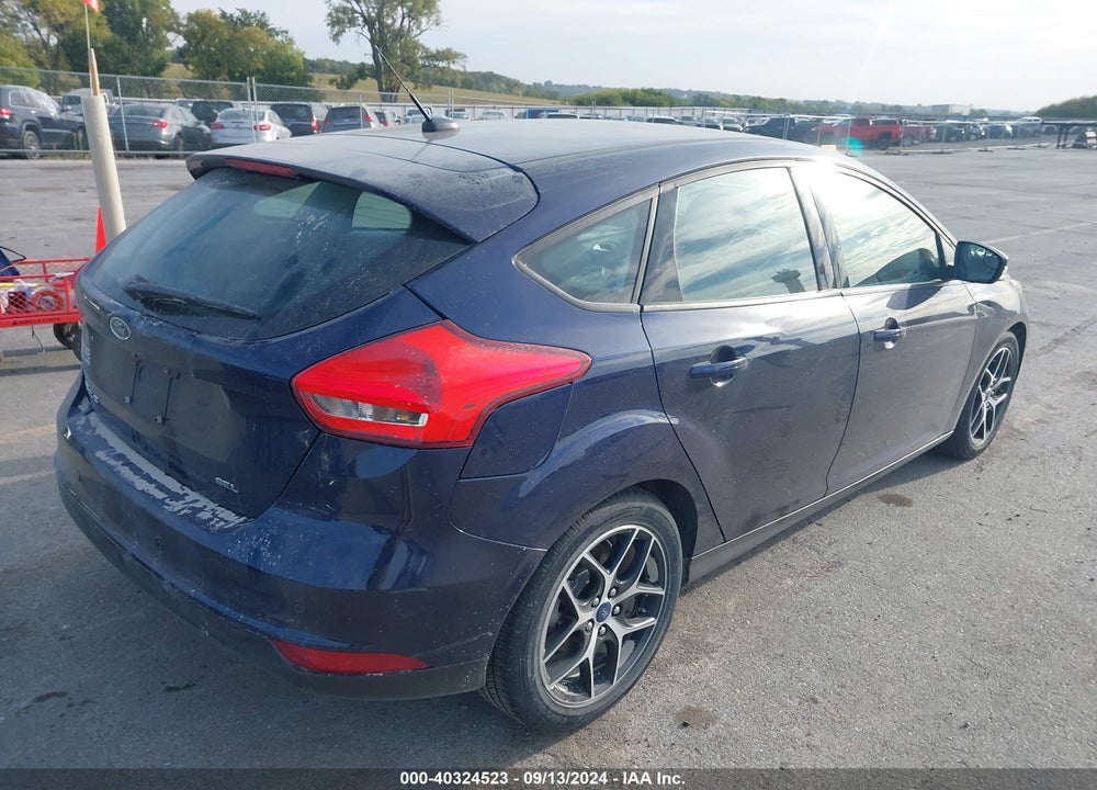 2017 FORD FOCUS SEL VIN: 1FADP3M24HL314082