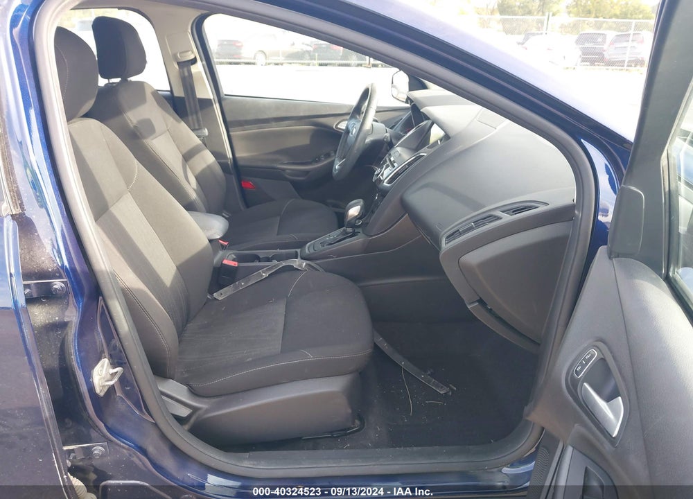 2017 FORD FOCUS SEL VIN: 1FADP3M24HL314082