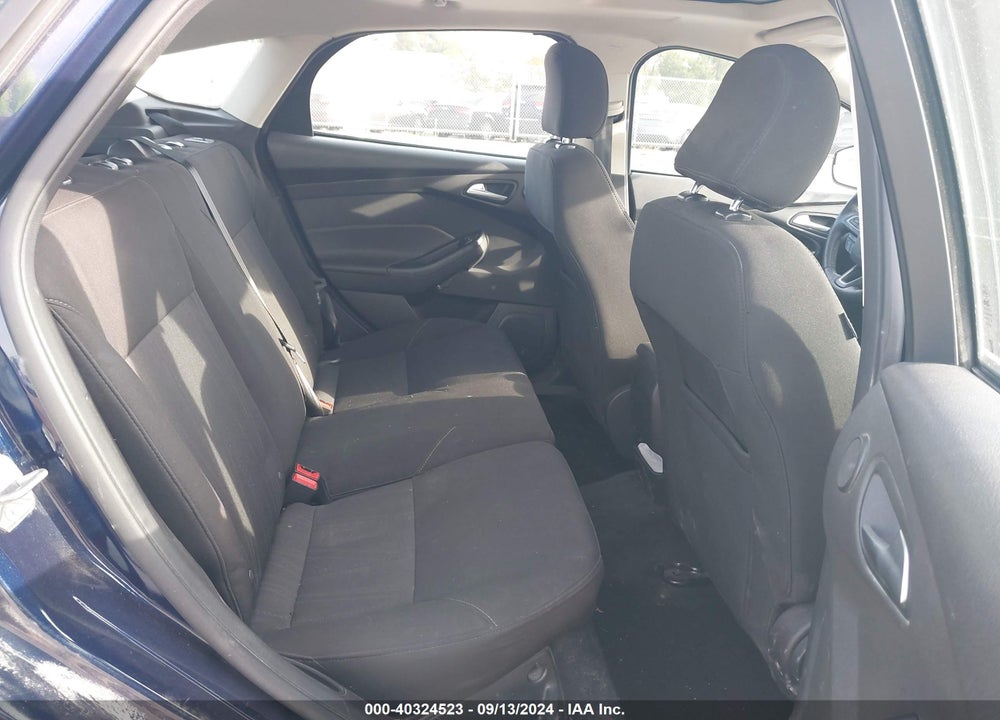 2017 FORD FOCUS SEL VIN: 1FADP3M24HL314082