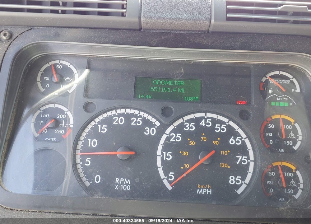 2017 FREIGHTLINER CASCADIA 125 VIN: 3AKJGLBG3HSJB4296