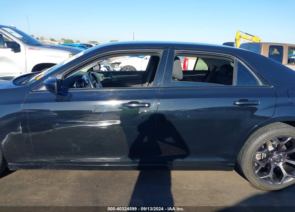 2019 CHRYSLER 300 TOURING VIN: 2C3CCAAG6KH601485