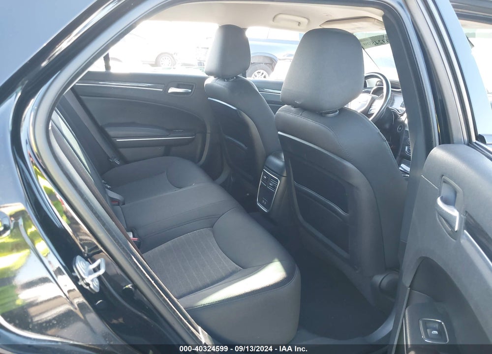 2019 CHRYSLER 300 TOURING VIN: 2C3CCAAG6KH601485