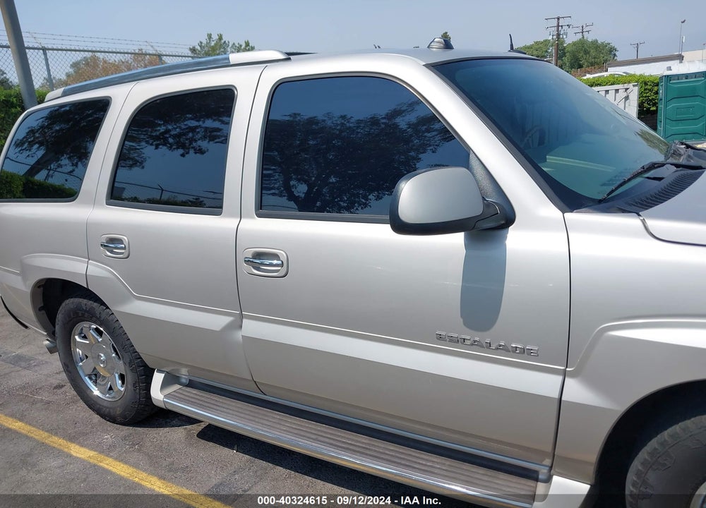 2004 CADILLAC ESCALADE STANDARD VIN: 1GYEC63T44R110938