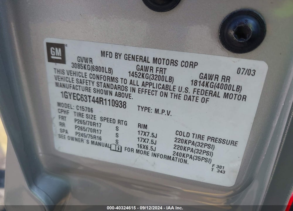 2004 CADILLAC ESCALADE STANDARD VIN: 1GYEC63T44R110938