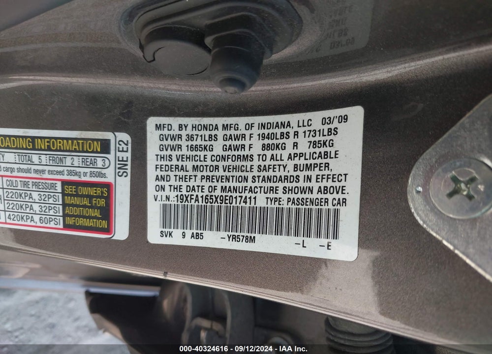 2009 HONDA CIVIC LX VIN: 19XFA165X9E017411