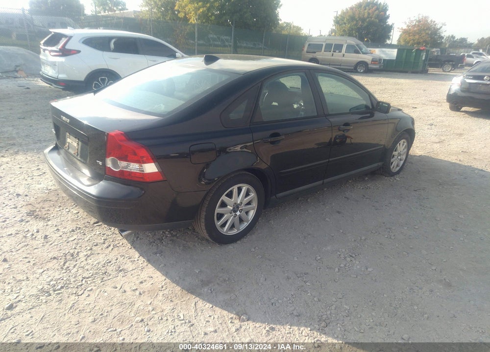2006 VOLVO S40 T5 VIN: YV1MS682862182526