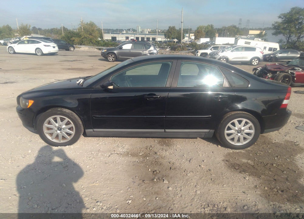 2006 VOLVO S40 T5 VIN: YV1MS682862182526