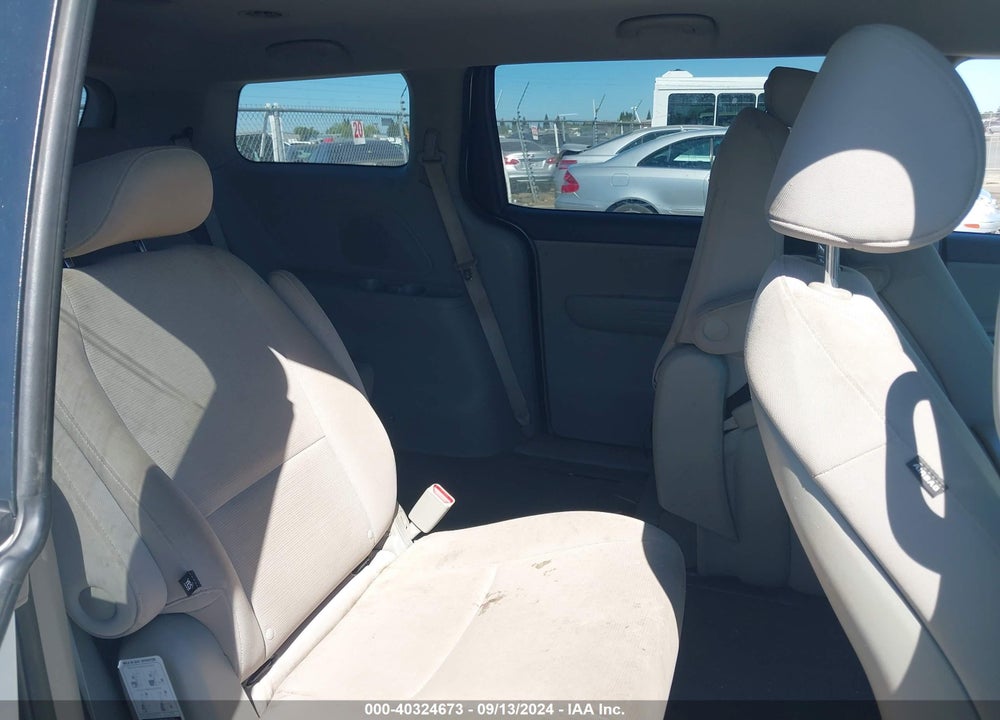 2015 KIA SEDONA LX VIN: KNDMB5C16F6060934