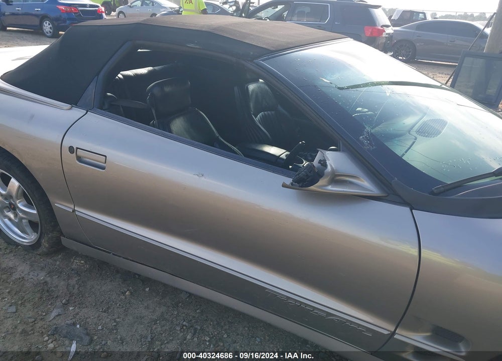 2002 PONTIAC FIREBIRD TRANS AM VIN: 2G2FV32G022112407