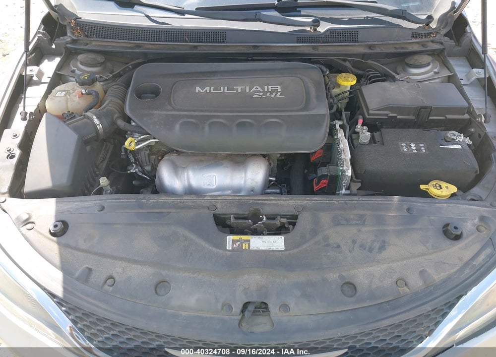 2015 CHRYSLER 200 LIMITED VIN: 1C3CCCAB1FN665818