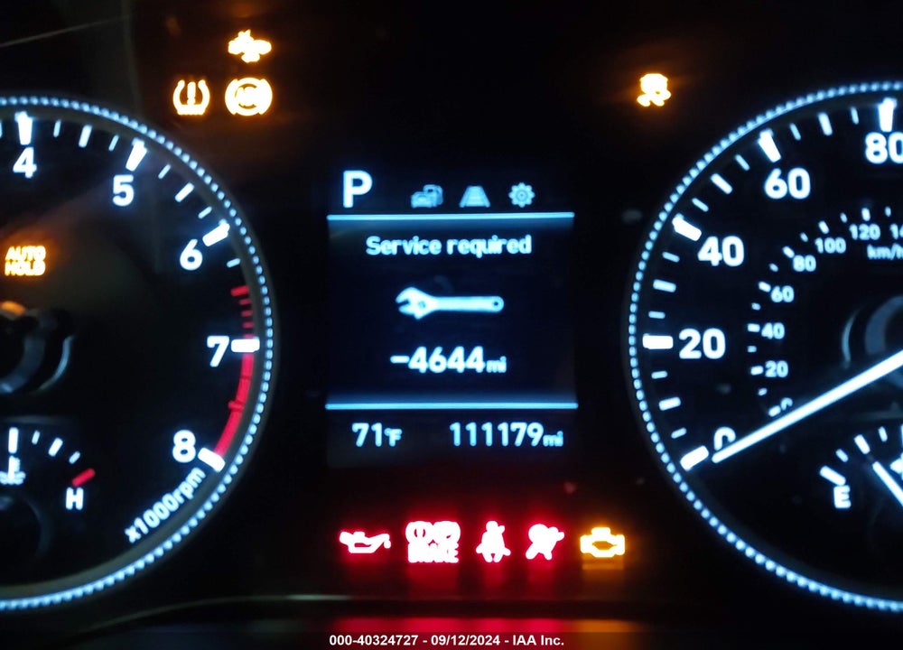 2019 HYUNDAI SANTA FE SE VIN: 5NMS2CAD0KH035050