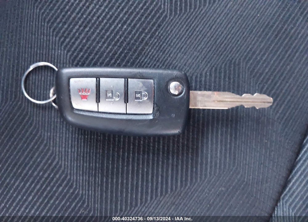 2016 NISSAN ROGUE S VIN: JN8AT2MV0GW138985
