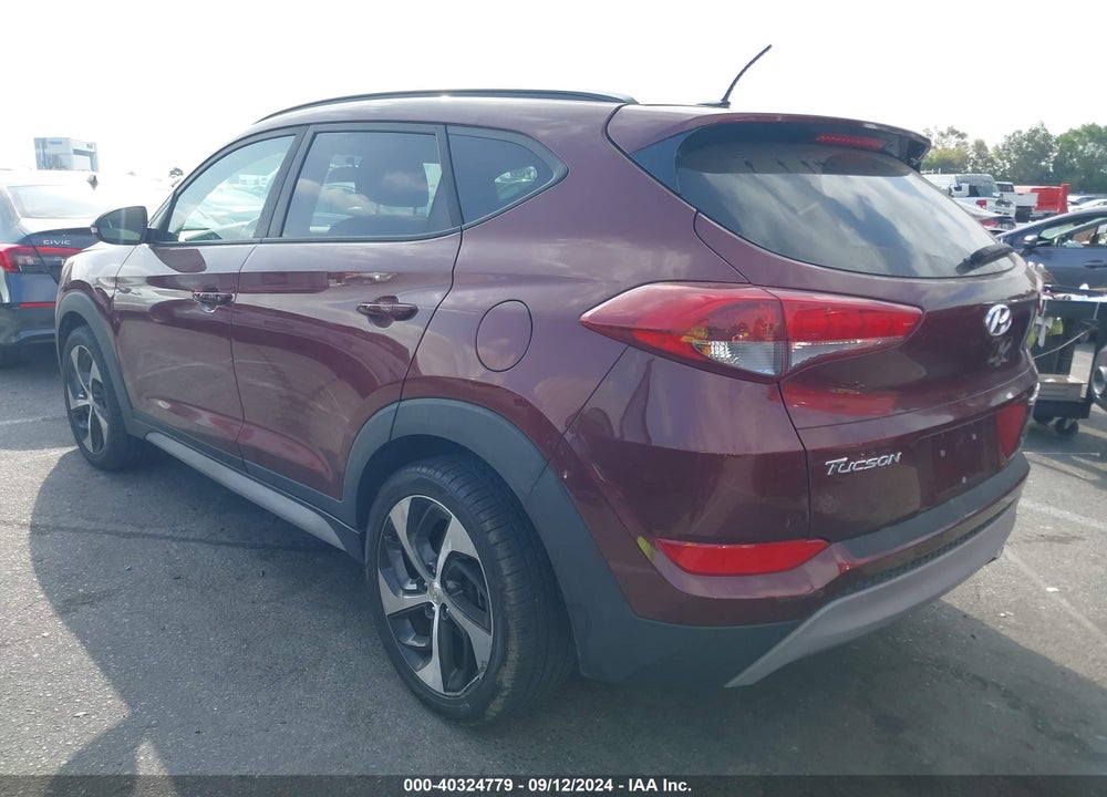 2017 HYUNDAI TUCSON SPORT VIN: KM8J33A28HU461203