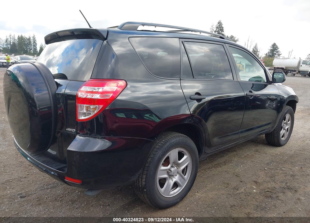 2009 TOYOTA RAV4 VIN: JTMBF33V89D011382