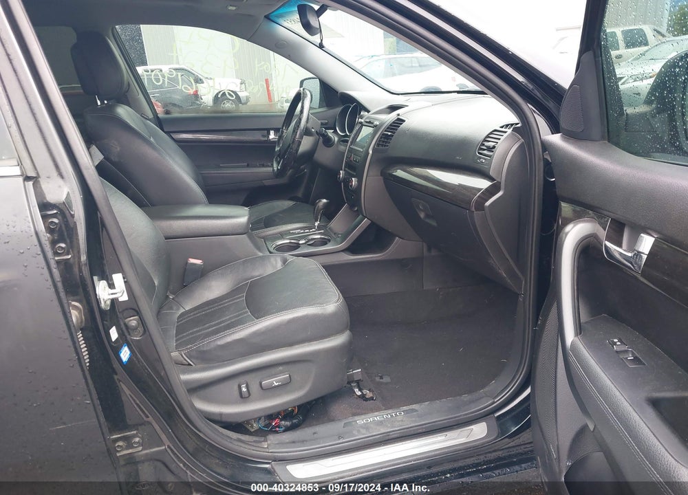 2012 KIA SORENTO SX V6 VIN: 5XYKWDA2XCG285383