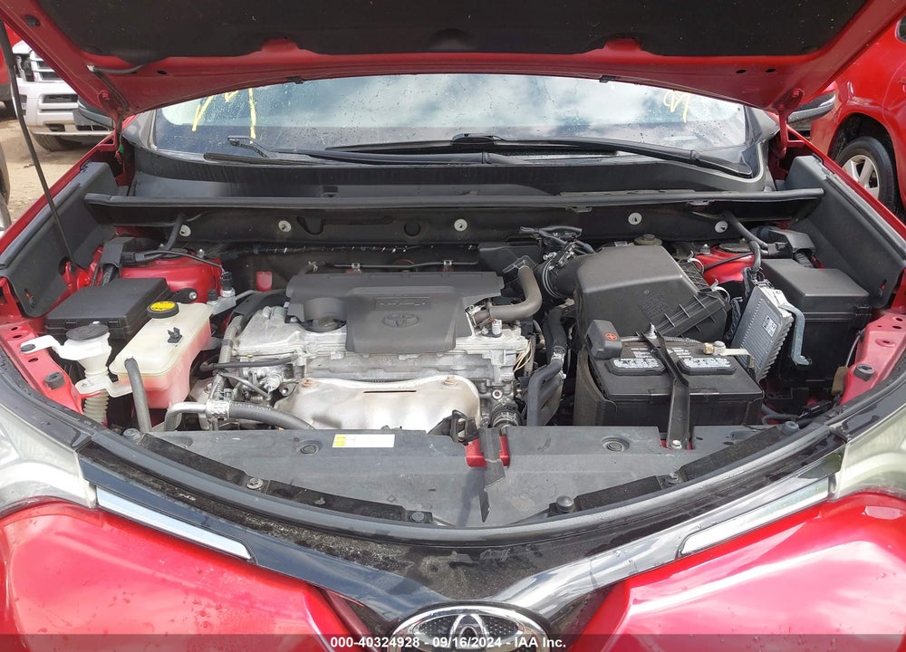 2016 TOYOTA RAV4 XLE VIN: 2T3RFREVXGW421633