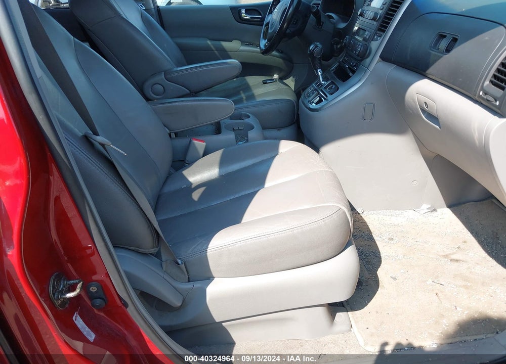 2007 HYUNDAI ENTOURAGE GLS/LIMITED/SE VIN: KNDMC233576024067