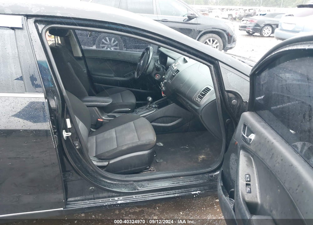2016 KIA FORTE EX VIN: KNAFX5A89G5491492