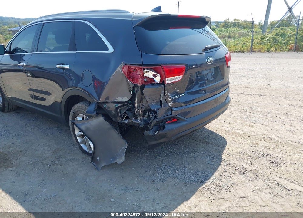 2016 KIA SORENTO 2.4L LX VIN: 5XYPGDA3XGG136635