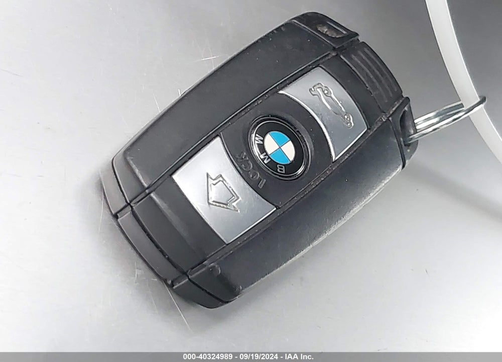 2011 BMW 328I VIN: WBAPH5G55BNM72932
