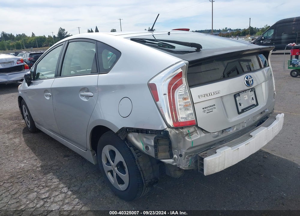 2013 TOYOTA PRIUS TWO VIN: JTDKN3DUXD0341002