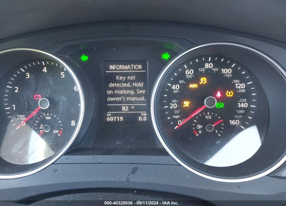 2017 VOLKSWAGEN JETTA VIN: 3VWDB7AJ0HM413733