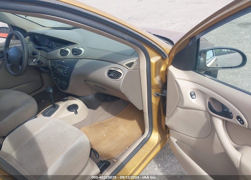 2001 FORD FOCUS SE VIN: 1FAFP34P81W369028
