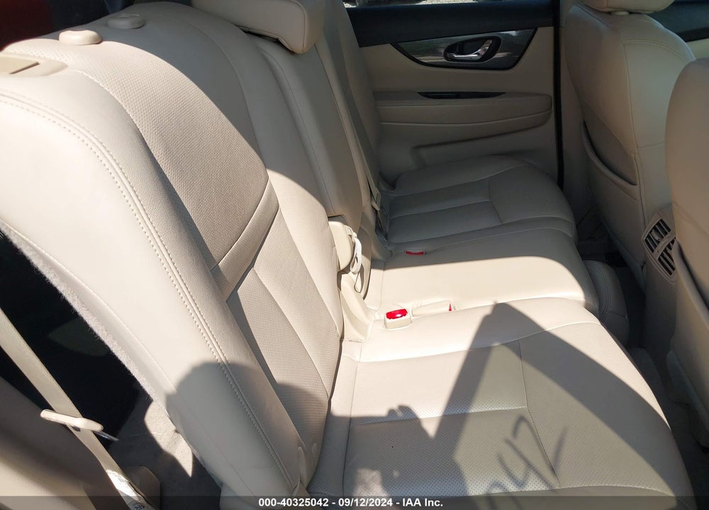 2015 NISSAN ROGUE SL VIN: 5N1AT2MV2FC830219