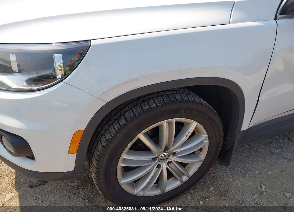 2015 VOLKSWAGEN TIGUAN SE VIN: WVGAV7AX5FW507715