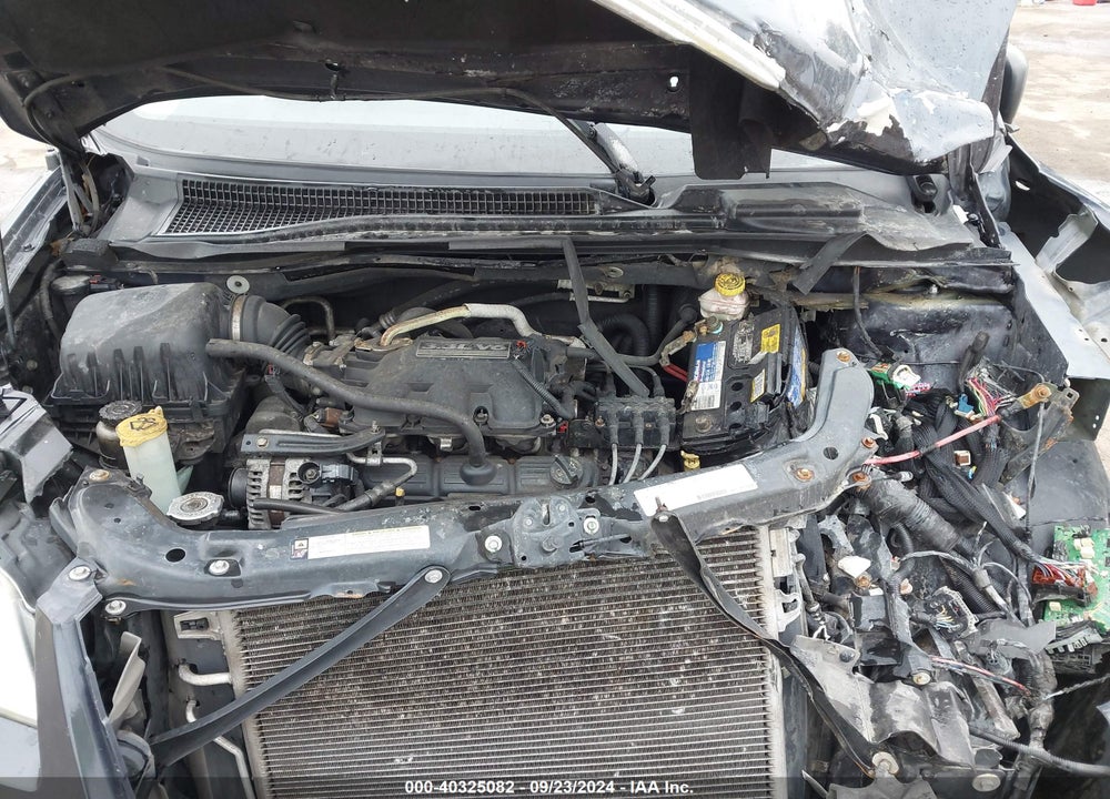 2008 CHRYSLER TOWN & COUNTRY LX VIN: 2A8HR44H38R667896