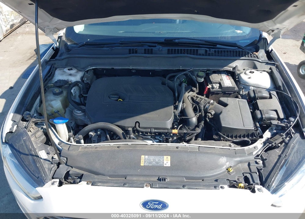 2015 FORD FUSION SE VIN: 3FA6P0HD7FR124021