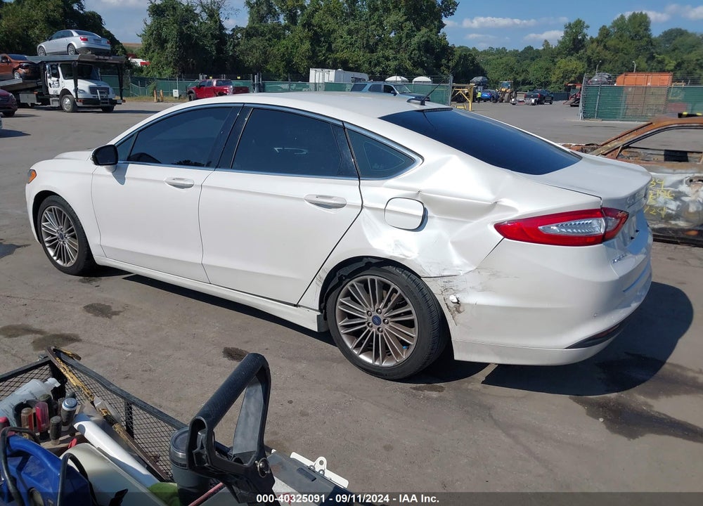 2015 FORD FUSION SE VIN: 3FA6P0HD7FR124021
