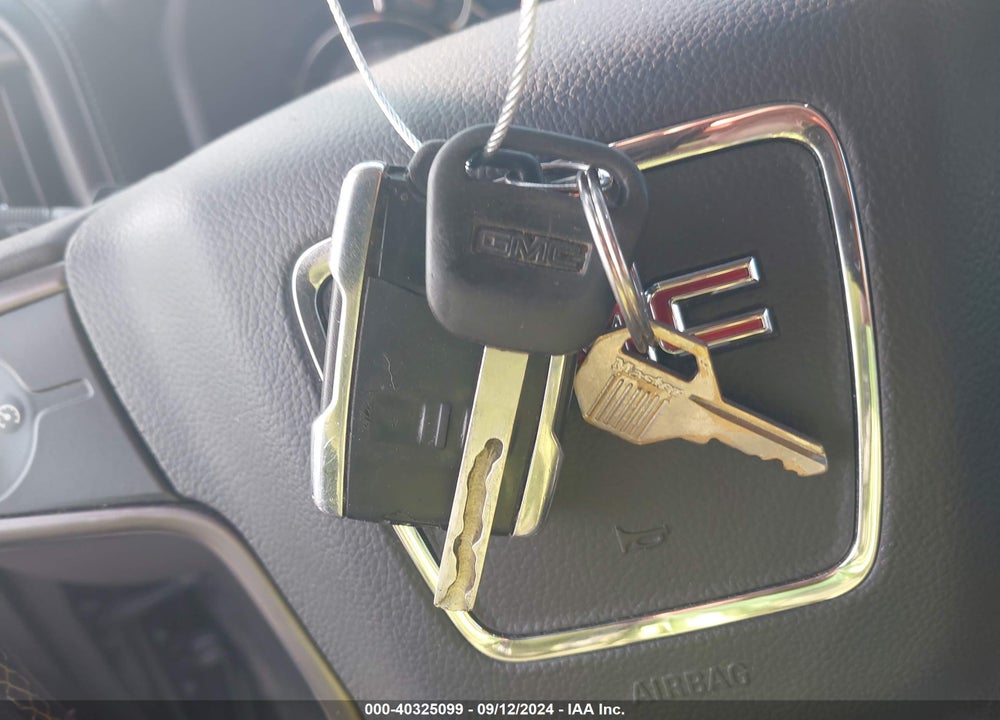 2015 GMC SIERRA 1500 SLE VIN: 3GTU2UEC7FG246229