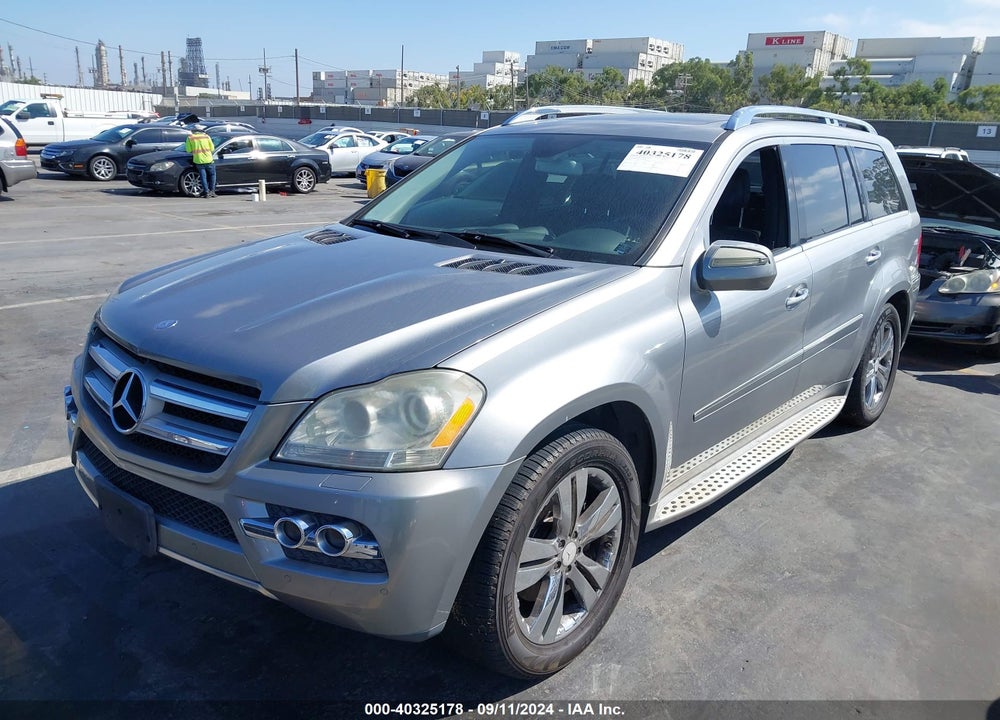 2010 MERCEDES-BENZ GL 450 VIN: 4JGBF7BEXAA537801