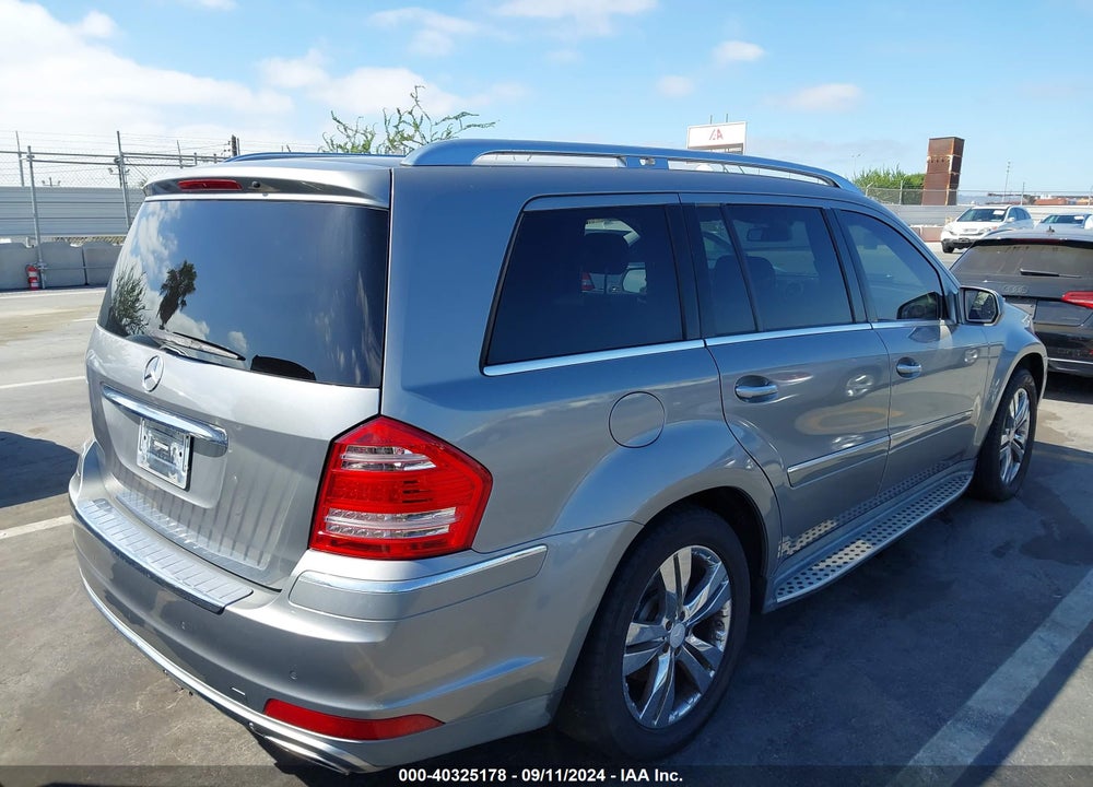 2010 MERCEDES-BENZ GL 450 VIN: 4JGBF7BEXAA537801