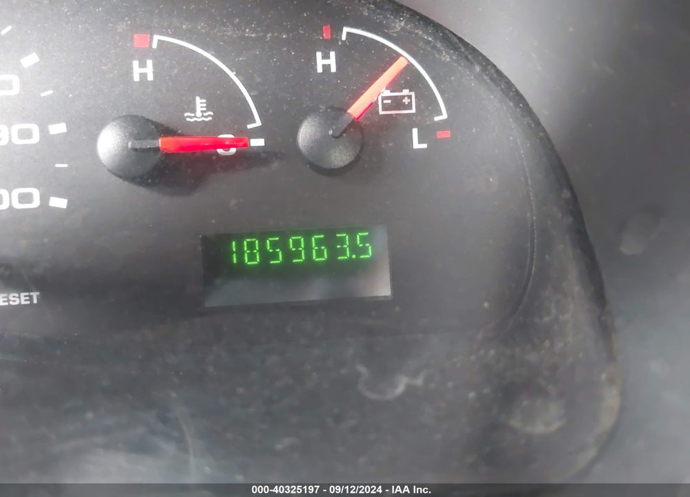 2005 FORD E-150 COMMERCIAL/RECREATIONAL VIN: 1FTRE14WX5HA89923