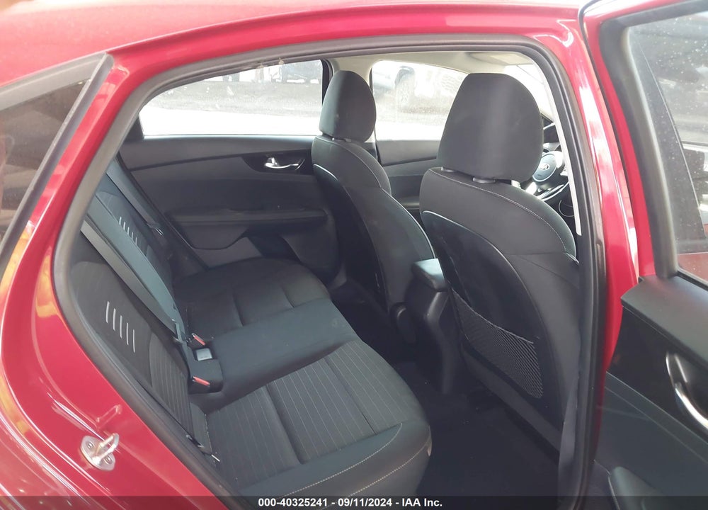 2019 KIA FORTE S VIN: 3KPF34ADXKE042082