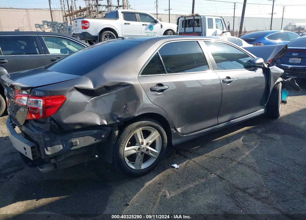 2014 TOYOTA CAMRY SE VIN: 4T1BF1FK6EU867565
